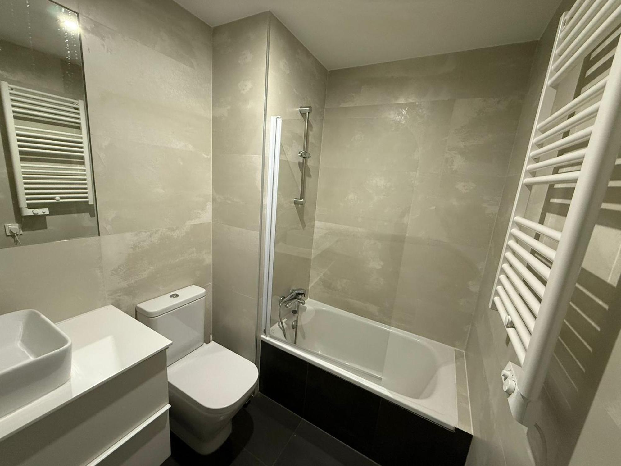 To Room Madrid Castellana 外观 照片